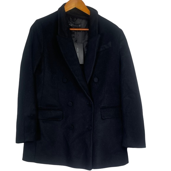 Zara - Picture 1 of 10